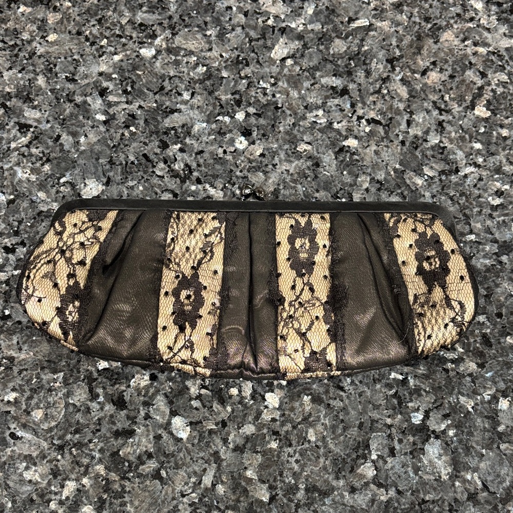 Elegant Black and Tan Lace Clutch